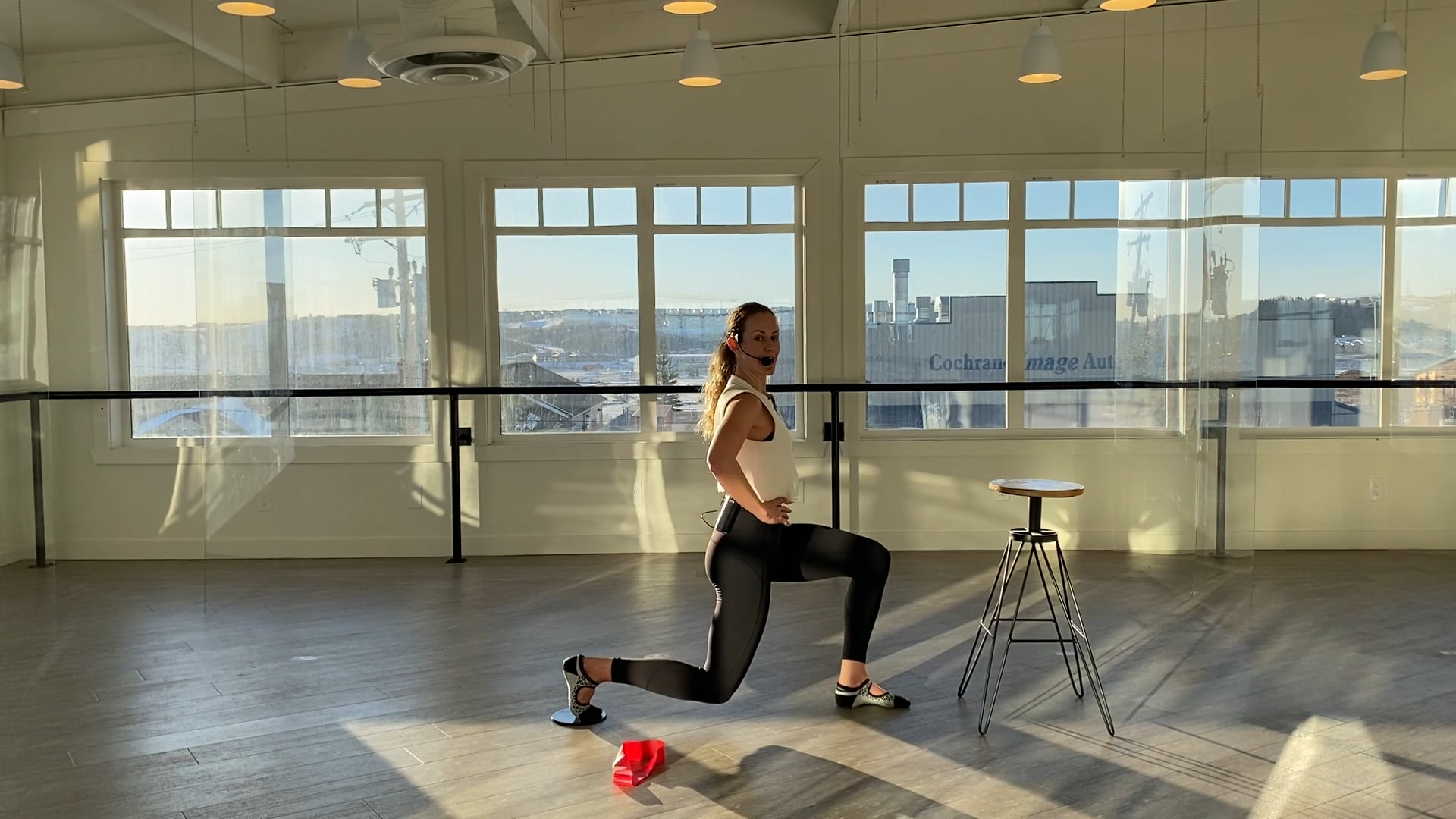 Bri |  40 min | Barre