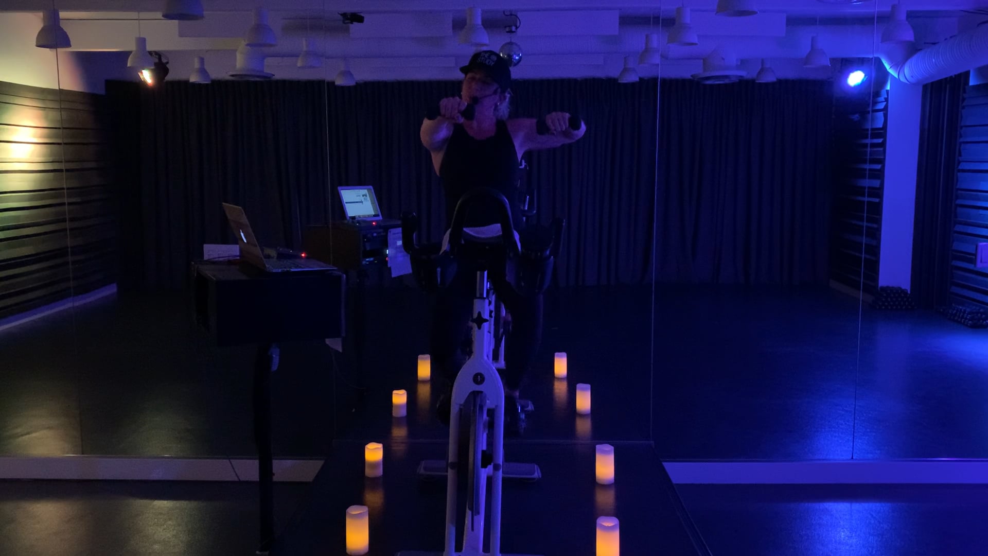 Kelly | 6 min | Weight Track