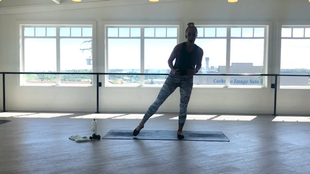 Sabrina | 30 min | Barre