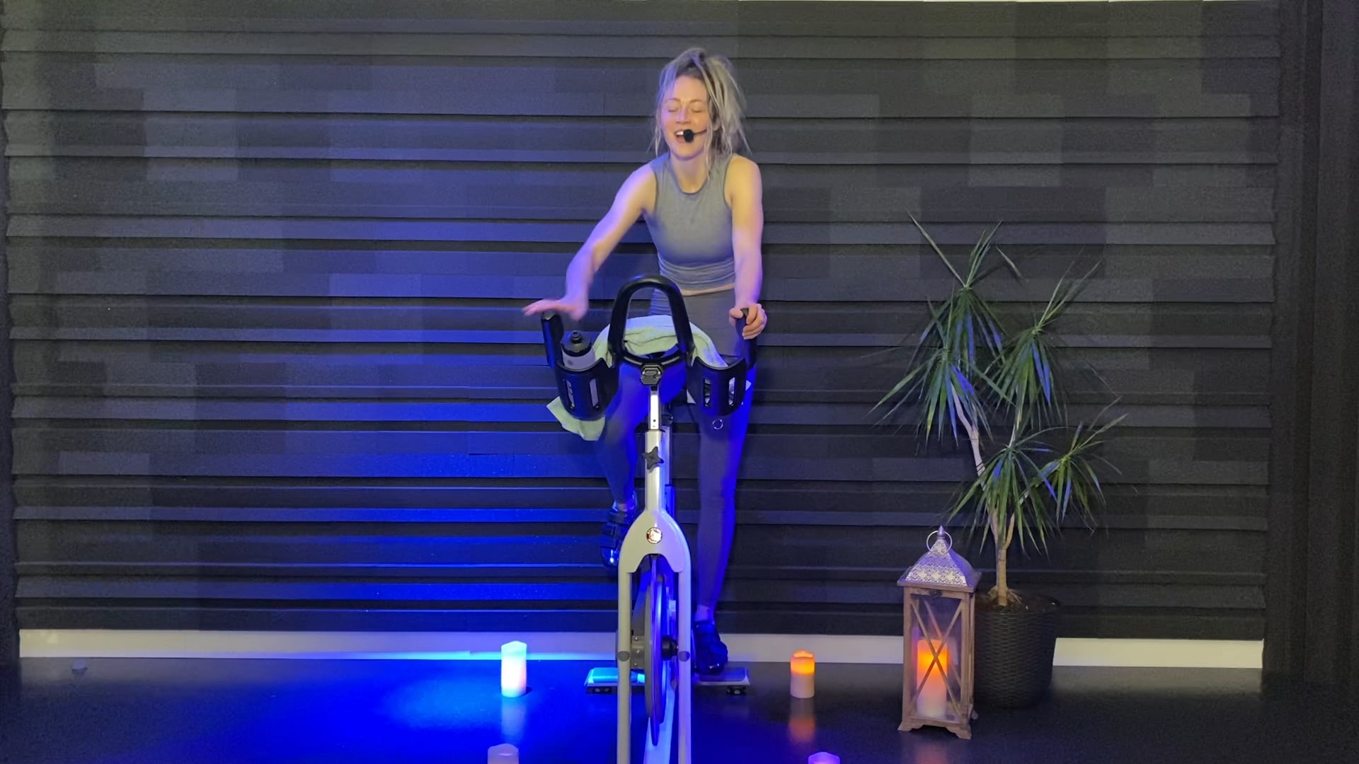 Dani | 30 min | Spin