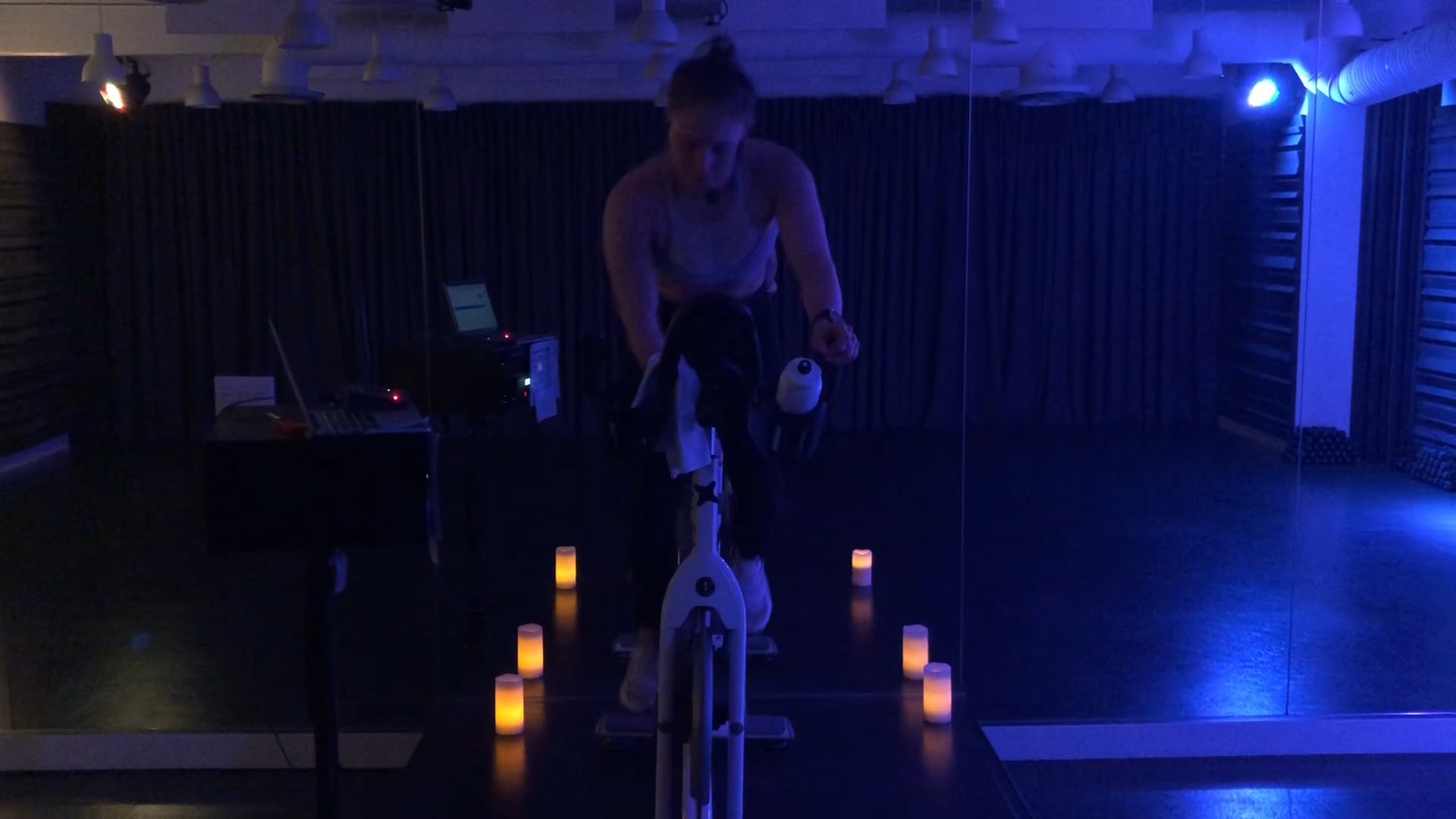 Court | 45 min | Spin