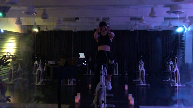 Marie | 5 min | Weight Track