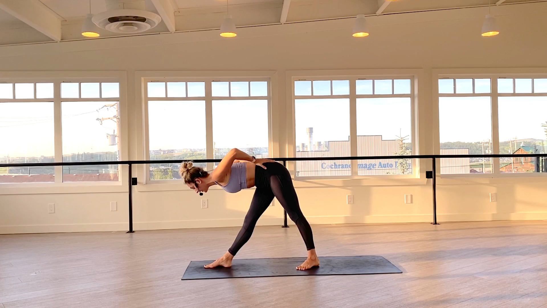 Carla | 30 min | Slow Flow