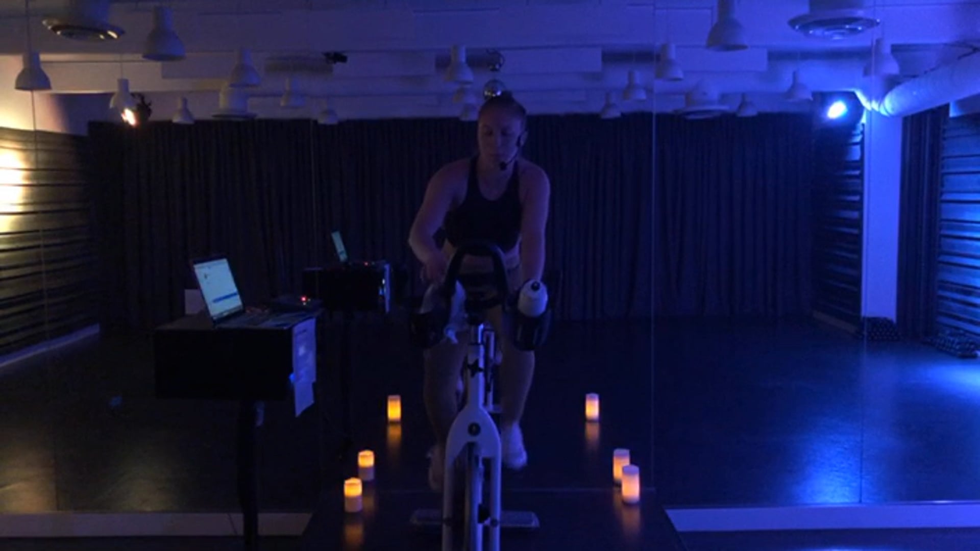 Court | 50 min | Spin