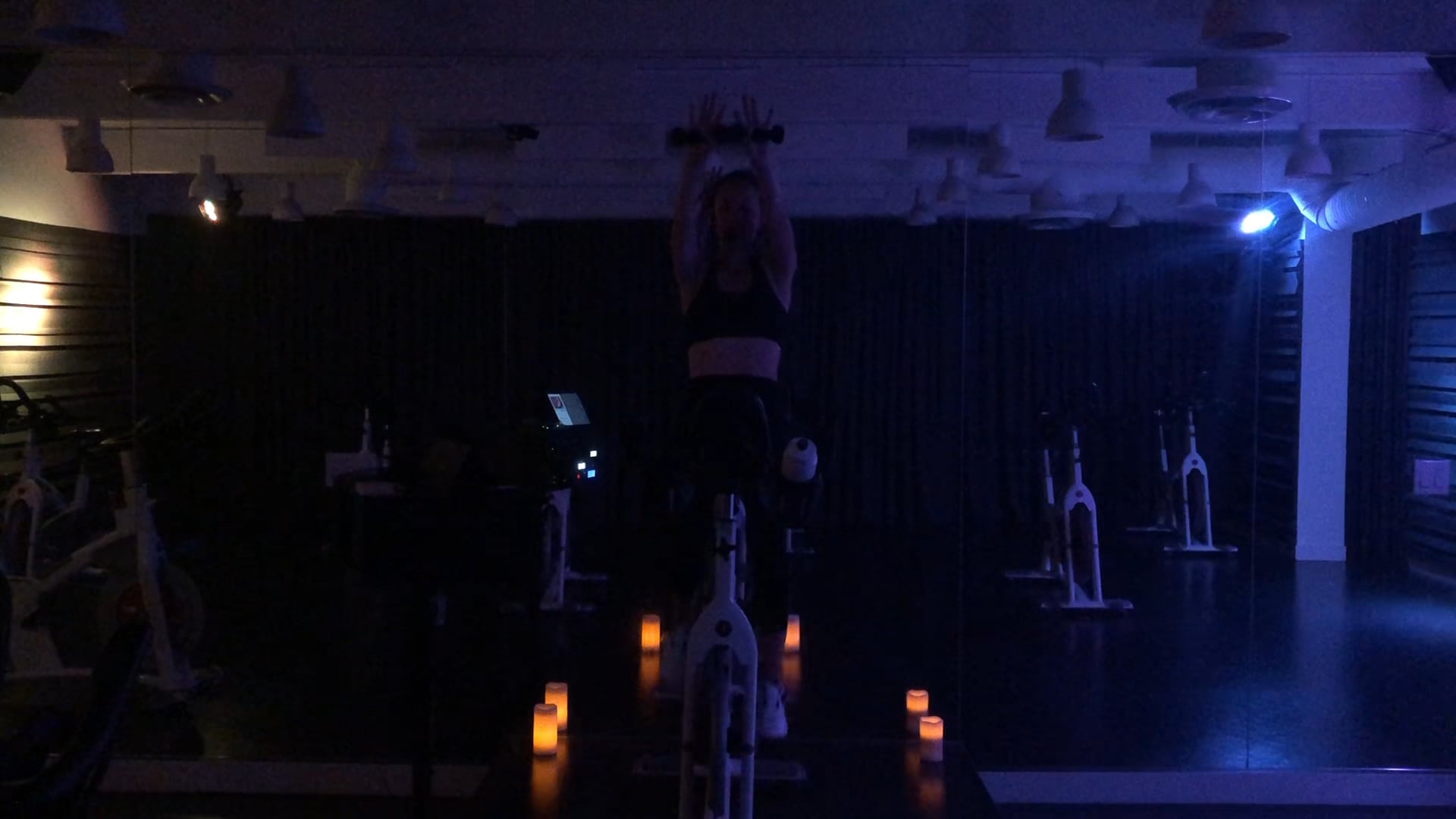 Marie | 4 min | Weight Track