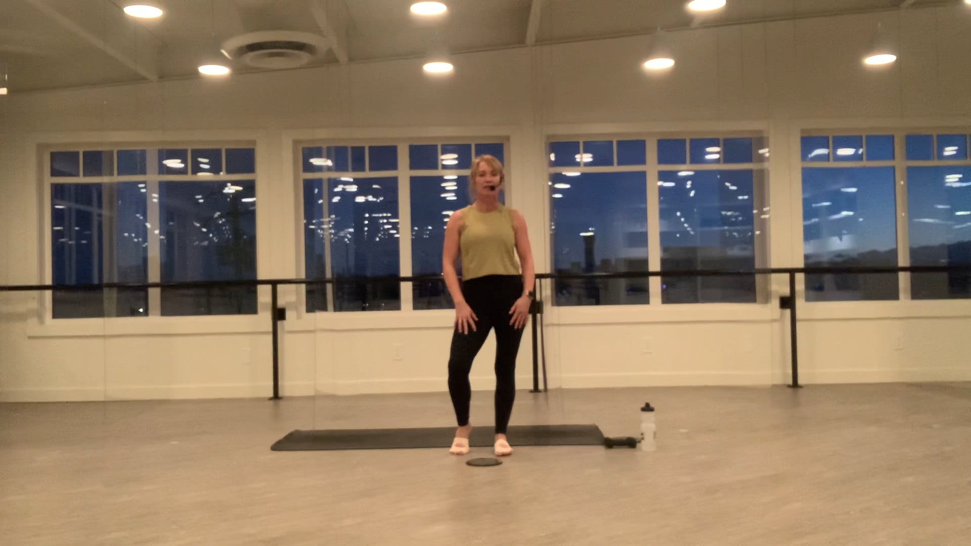 Rochelle | 20 min | Barre