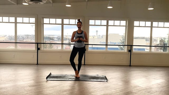 Bri | 18 min | Legs/Booty