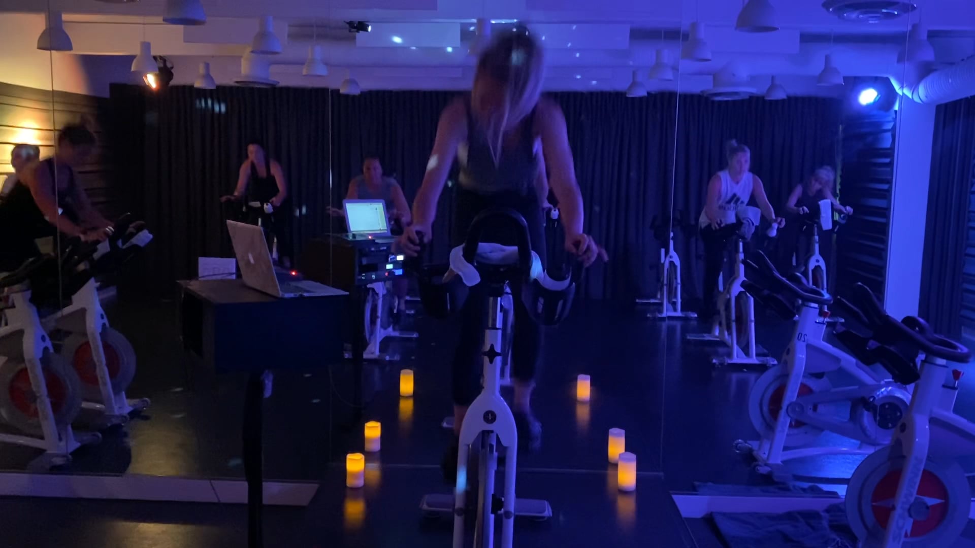 Dani | 45 min | Spin