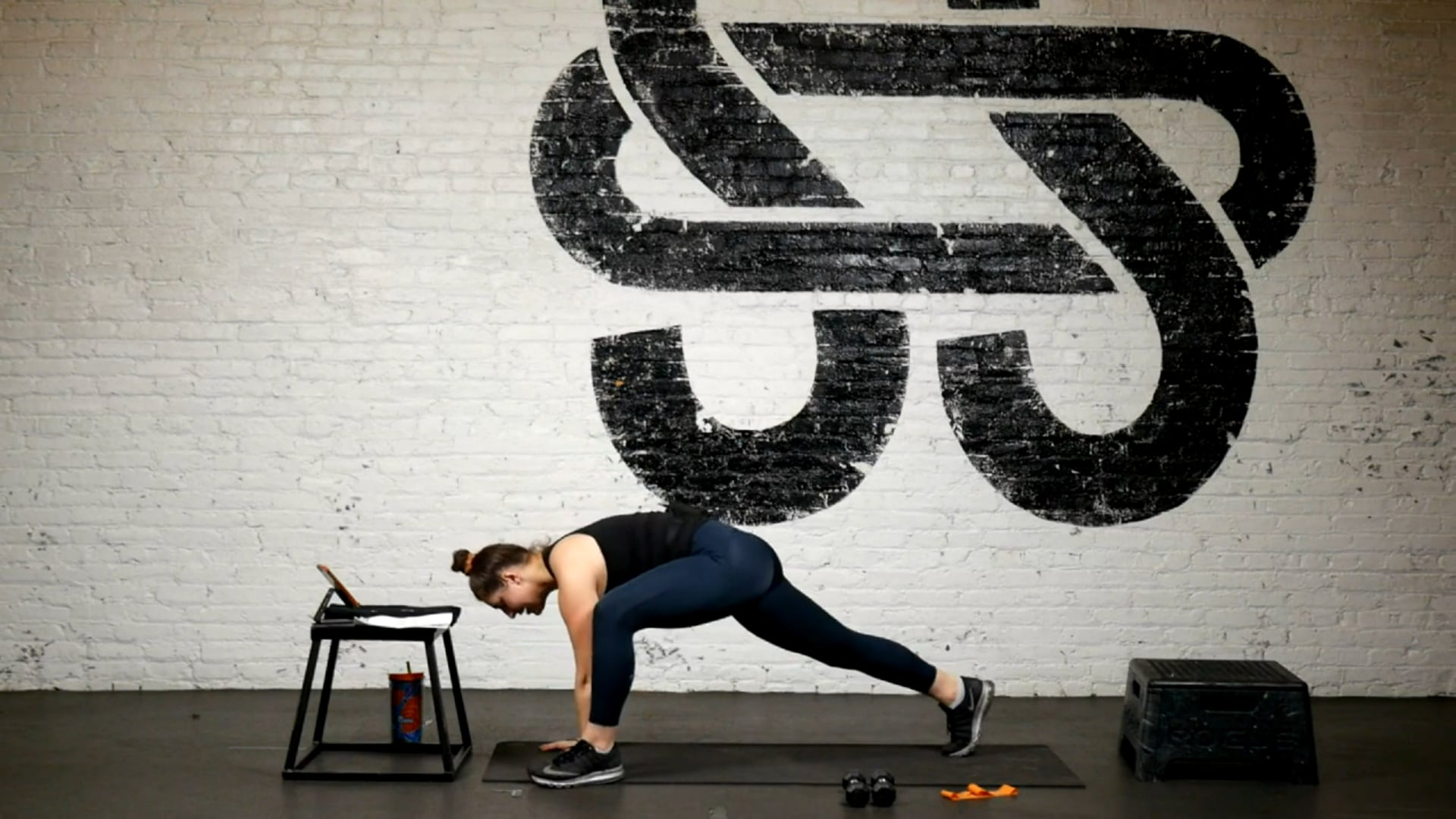 High+Tight Lindsey 10.26