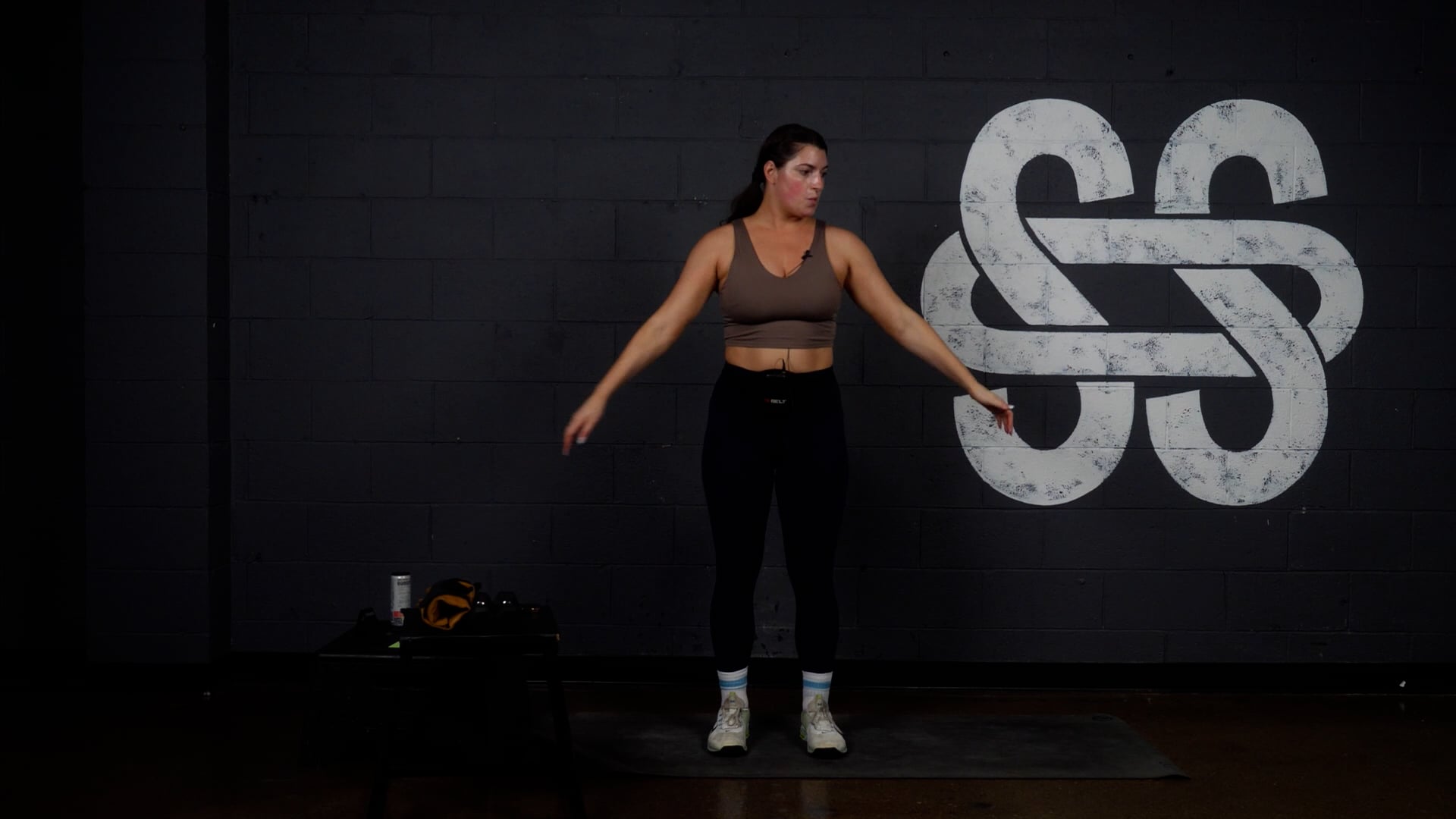 High+Tight Lindsey 9.33