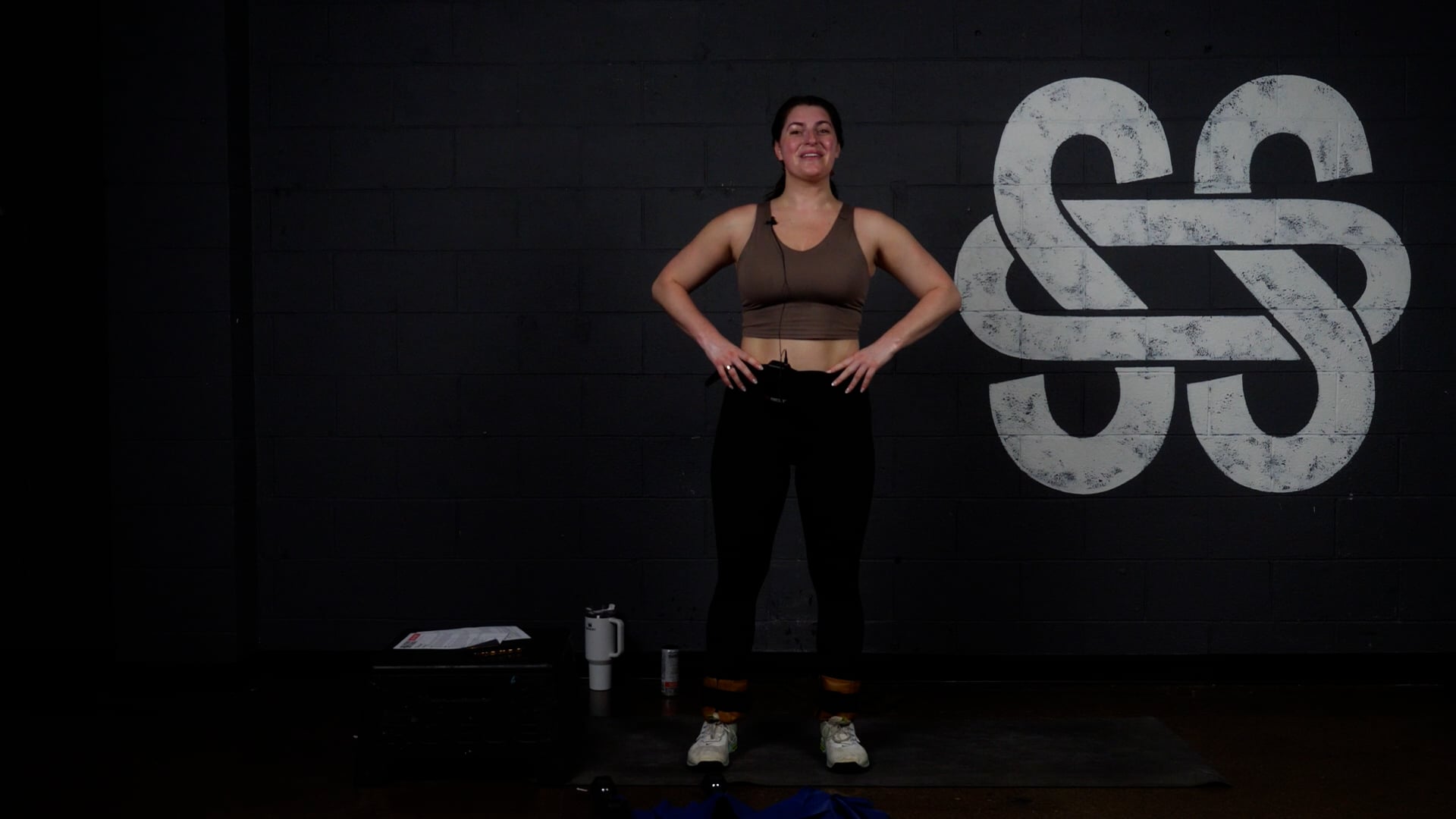 High+Tight Lindsey 7.33