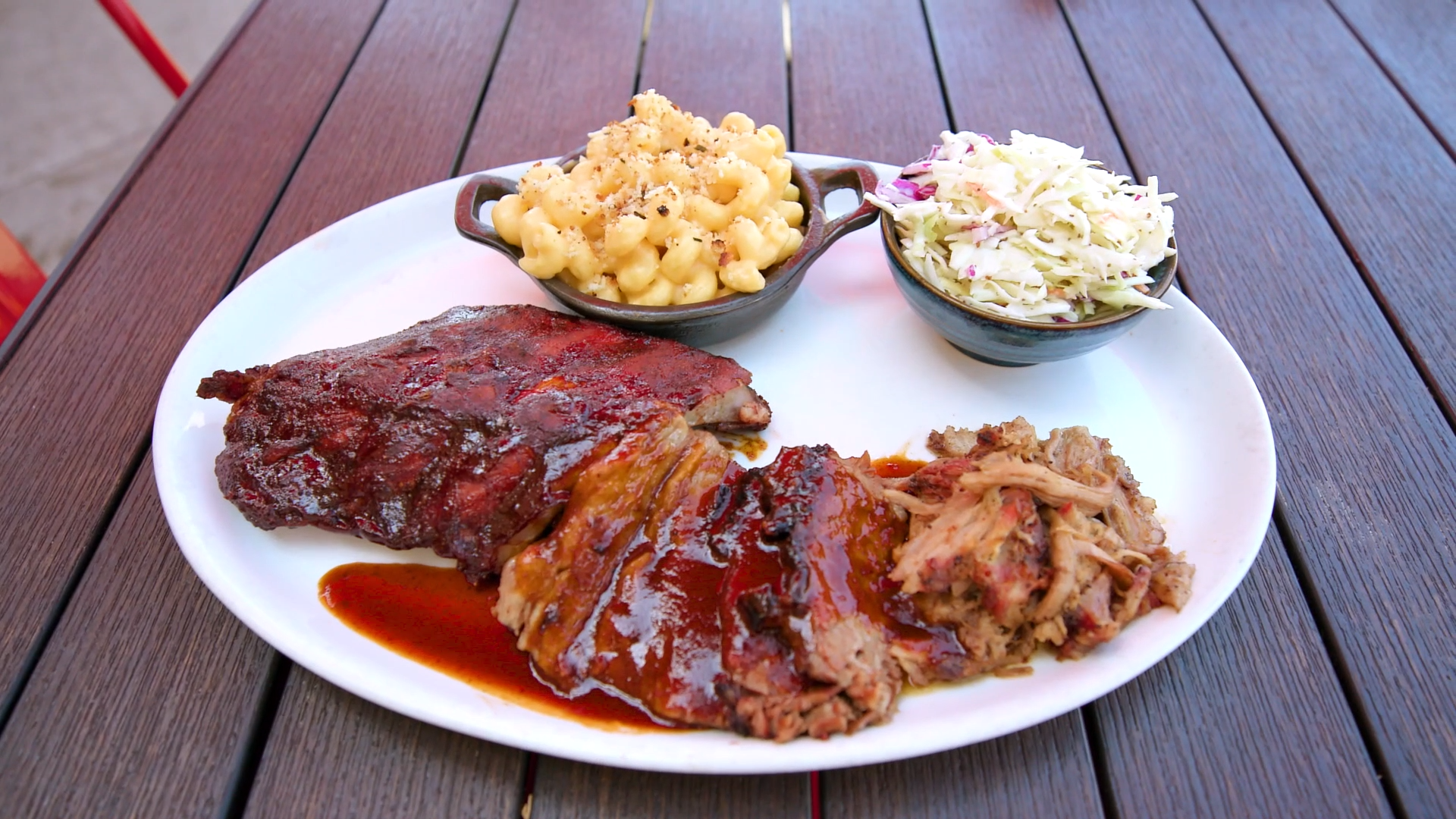 Keith Finds The Best Barbecue • Tailgate Debate