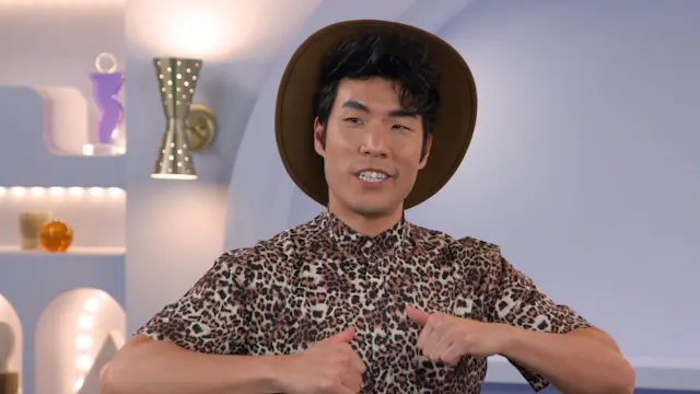 Eugene Gets Surprised By A Zebra 🦓
