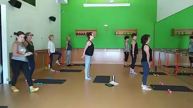 LIVE barre with Aggie