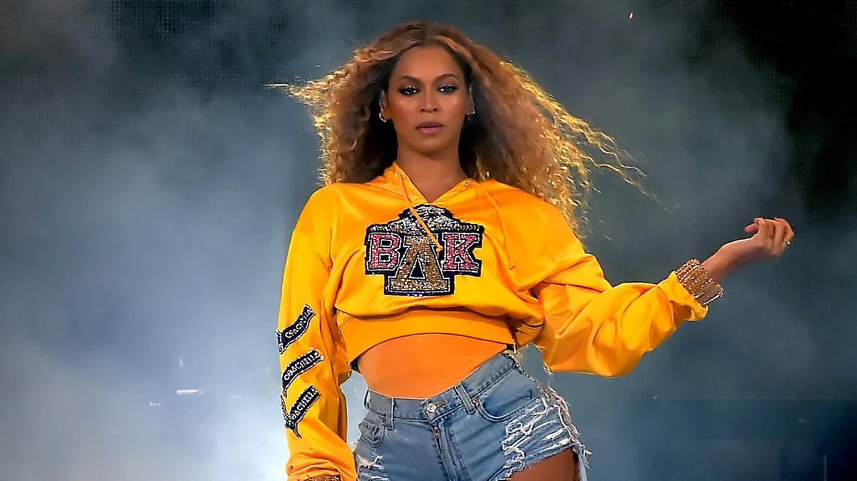 Beyoncé Fierce and Fabulous (FULL DOCUMENTARY)