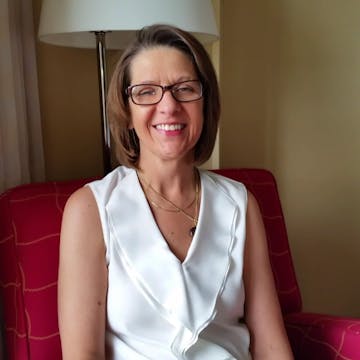 Julie knight