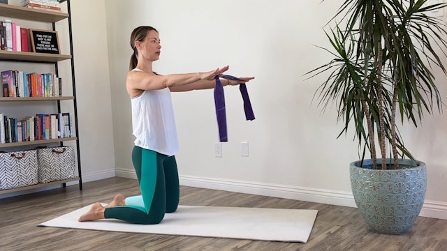 40-Minute Mat Pilates with Keary - Theraband