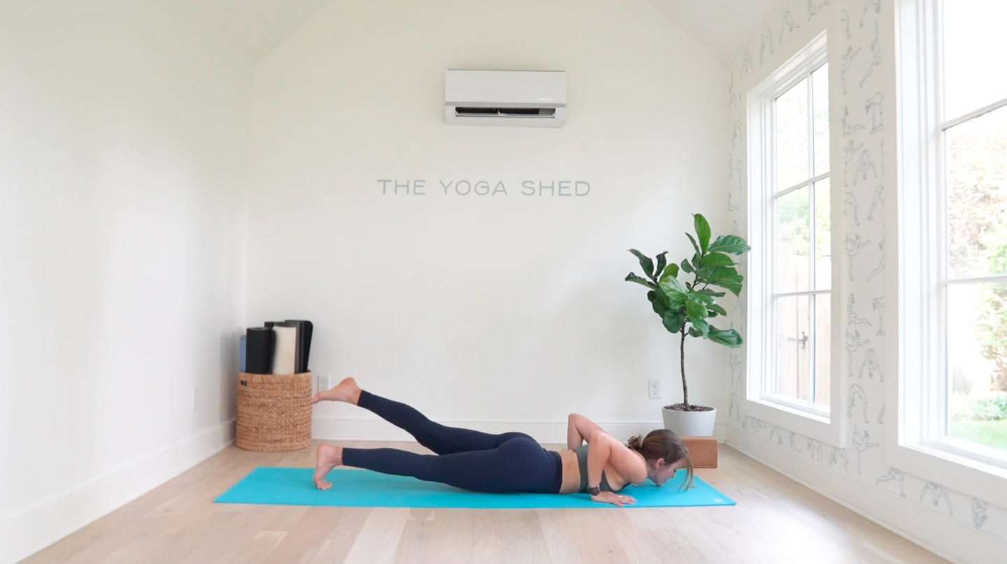 30 Minute PiYo (Pilates Yoga Fusion)