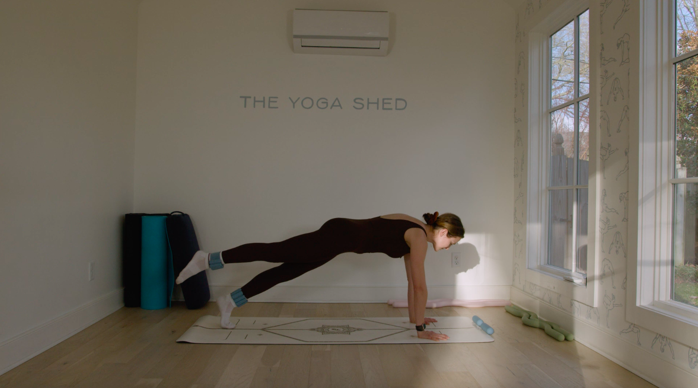 40 Minute Full Body Mat Pilates and Yoga Flow