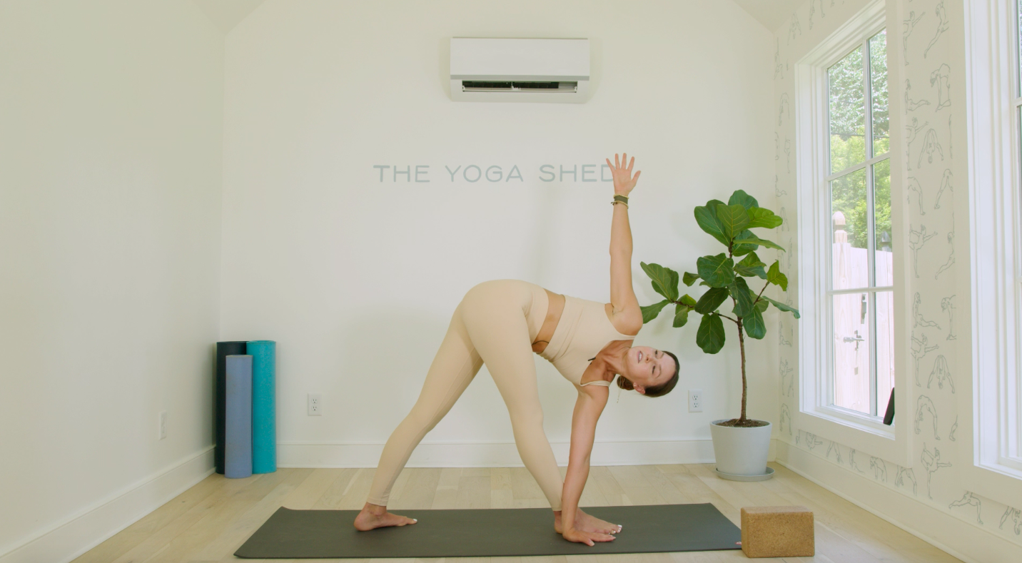 15 Minute Detoxifying Flow