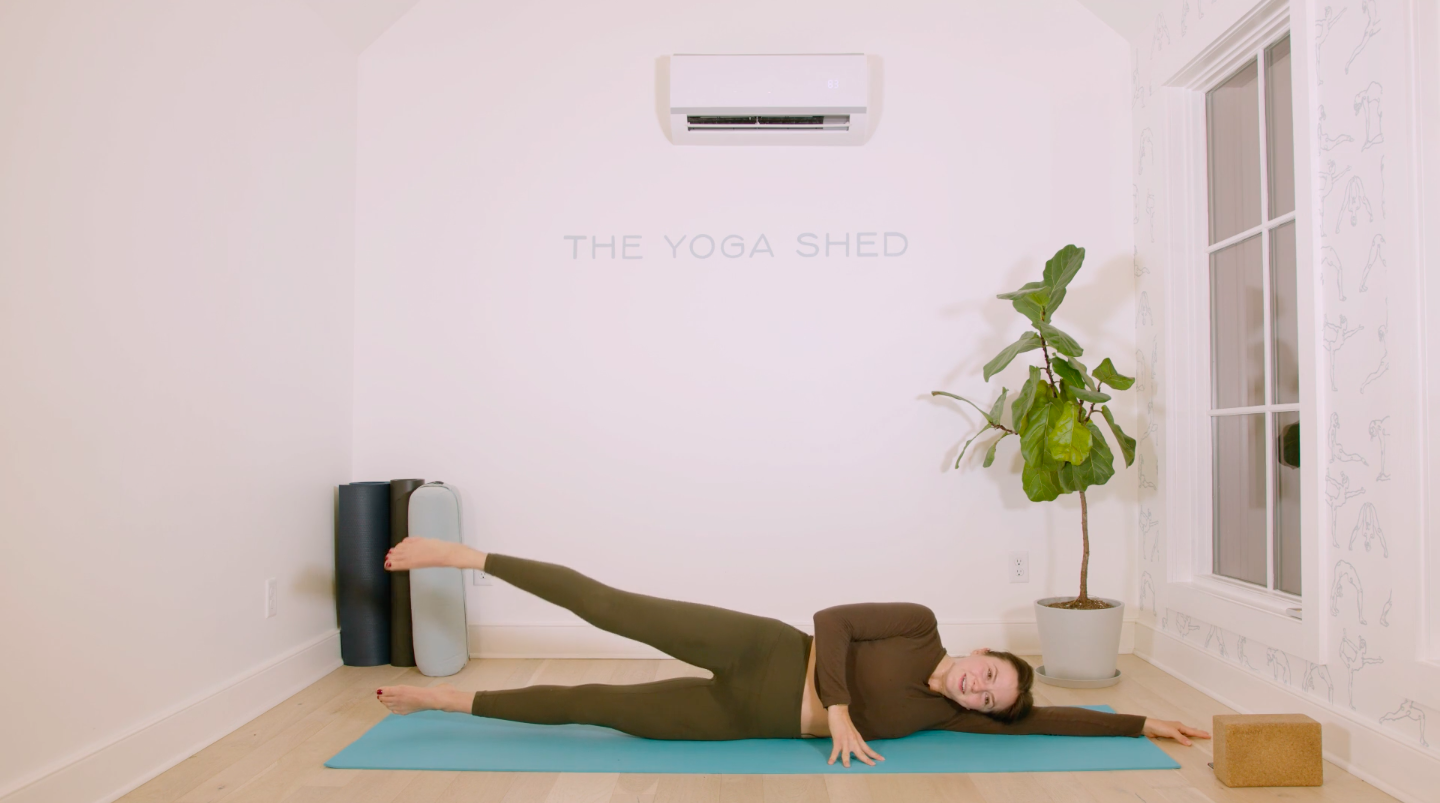 36 Minute PiYo: Inner Thighs + Abs