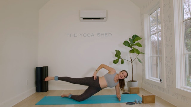 26 Minute Pilates Yoga Blend: Side Plank Series