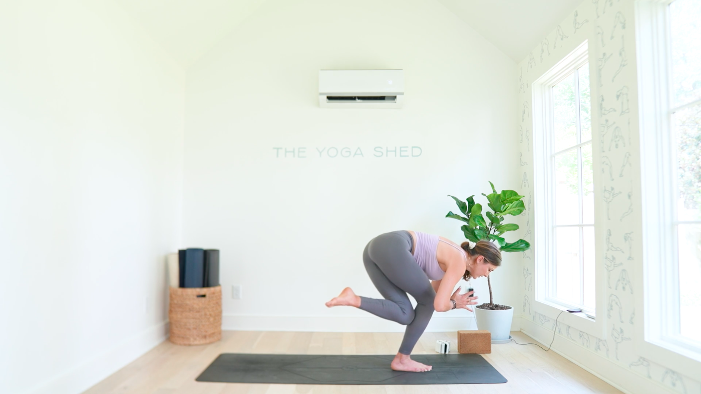 32 Minute PiYo (Pilates Yoga Fusion)