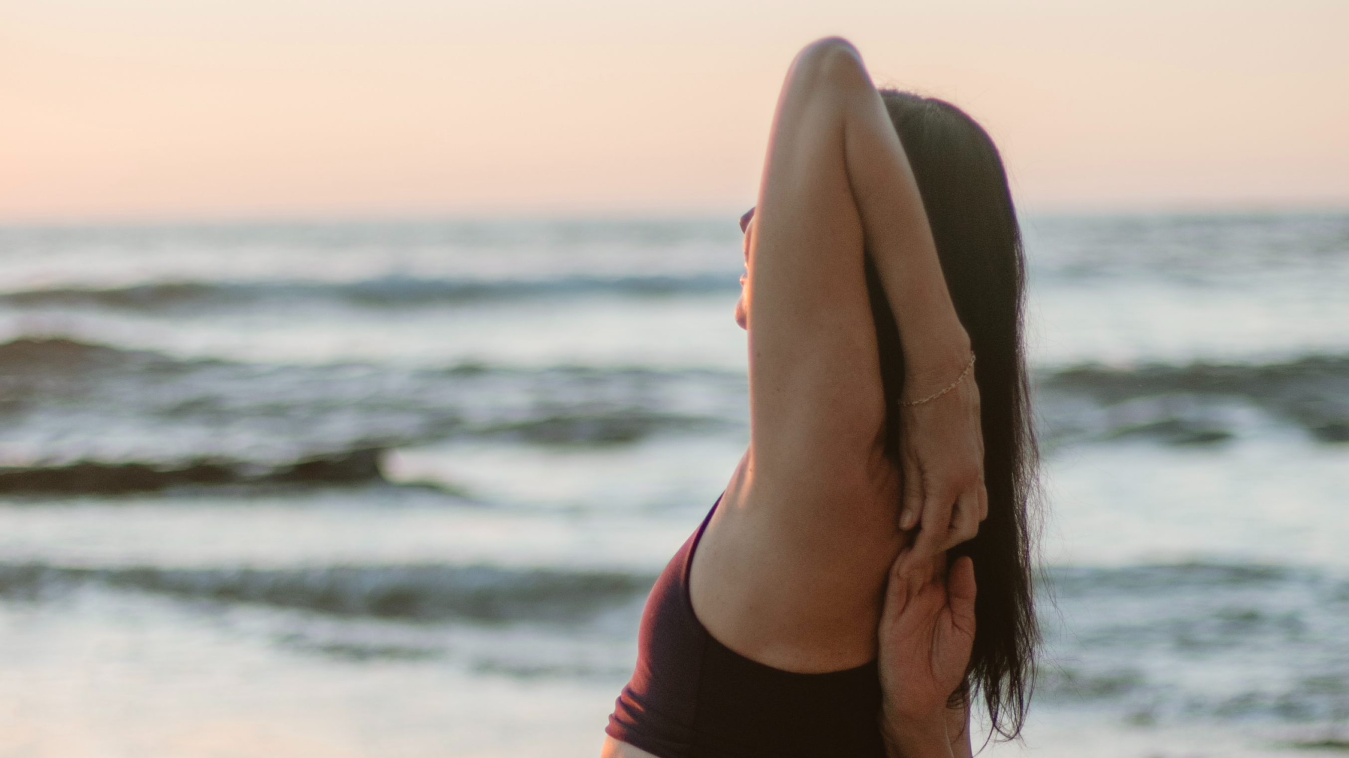 Hips and Shoulders Flow “Highlighting Gomukhasana Pose”