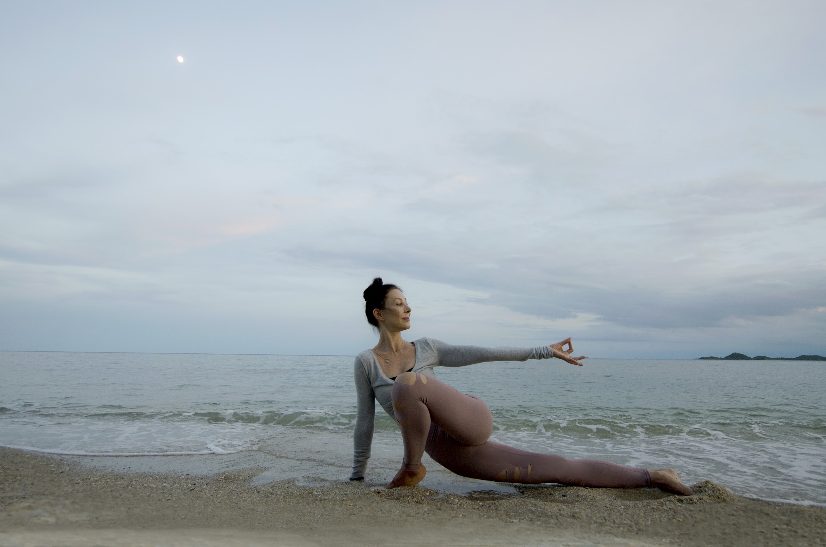 Easy Twist Flow on the Beach with Michele