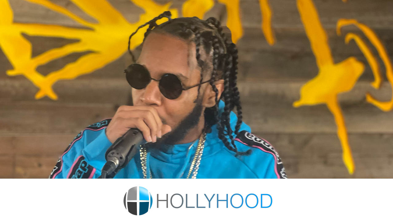 "unplugged" with Mitrae Music