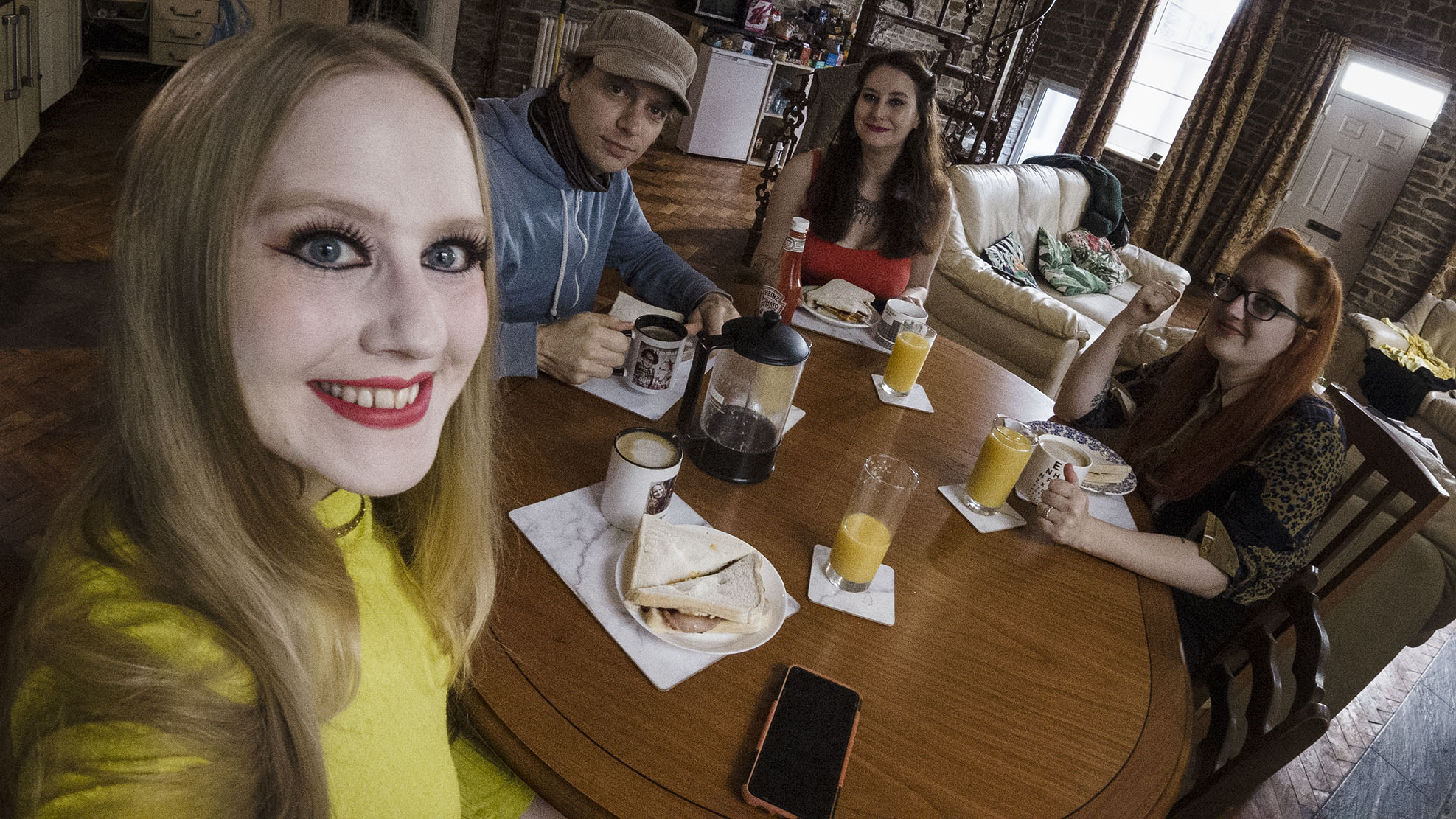 30/10/21 - HEARTY BREAKFAST 