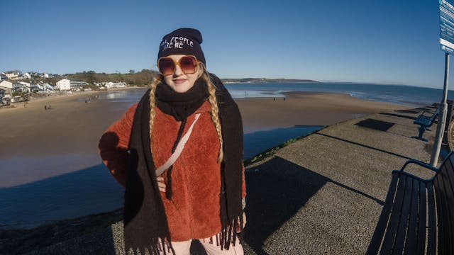 26/11/25 - ON THE HARBOUR