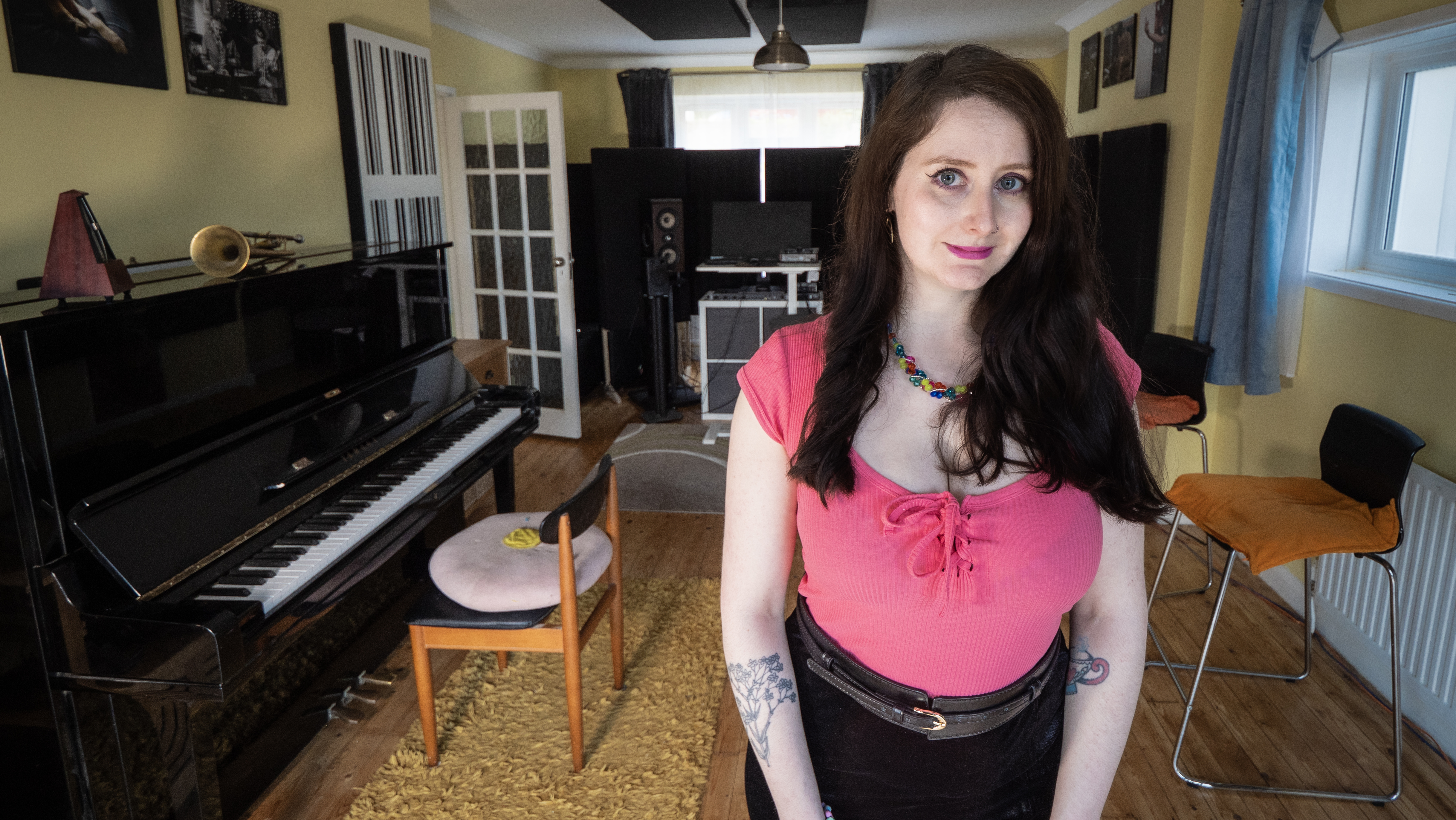 28/03/25 - HELPING OTHERS