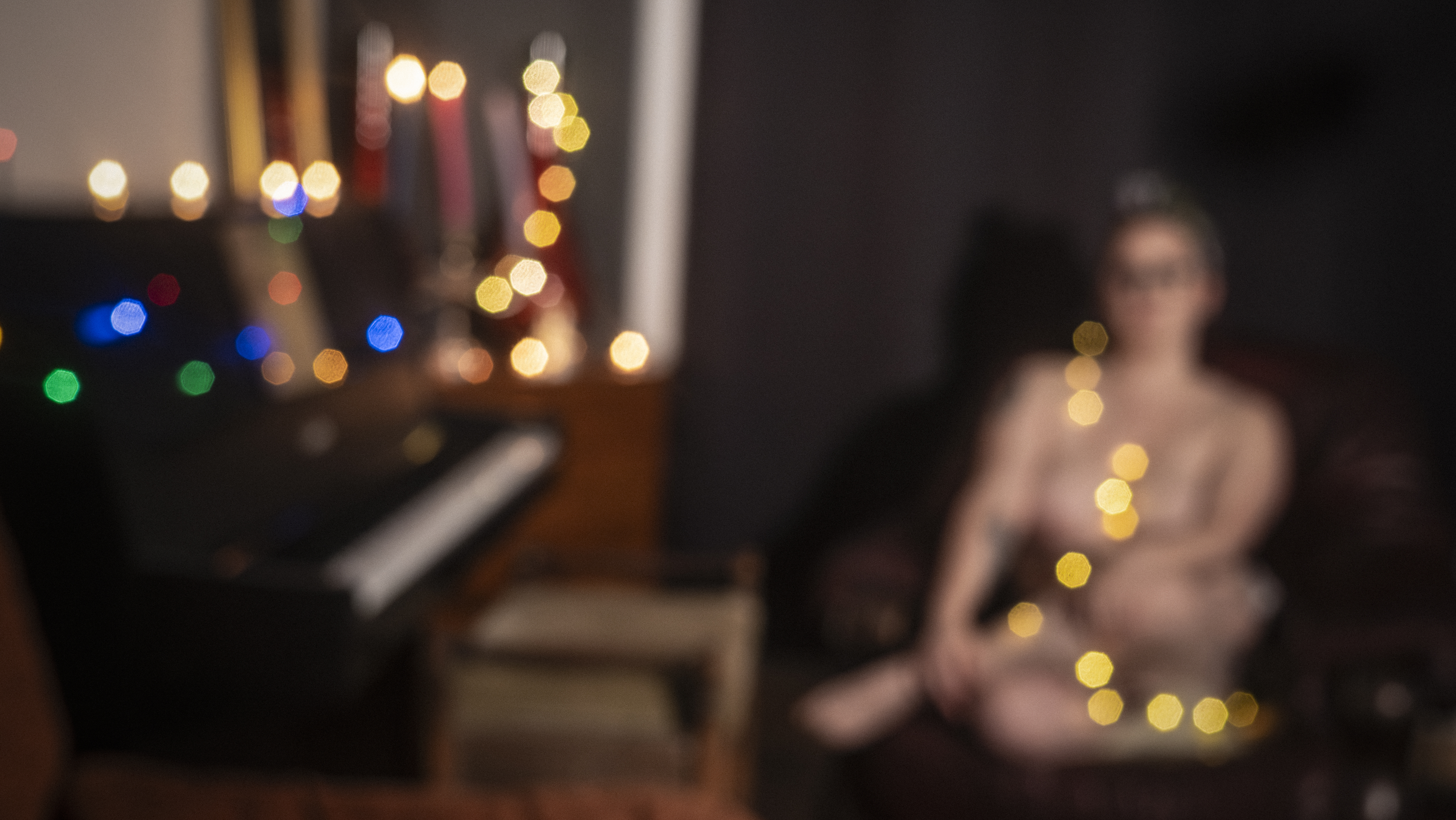 CHRISTMAS FRIENDS (TRAILER)