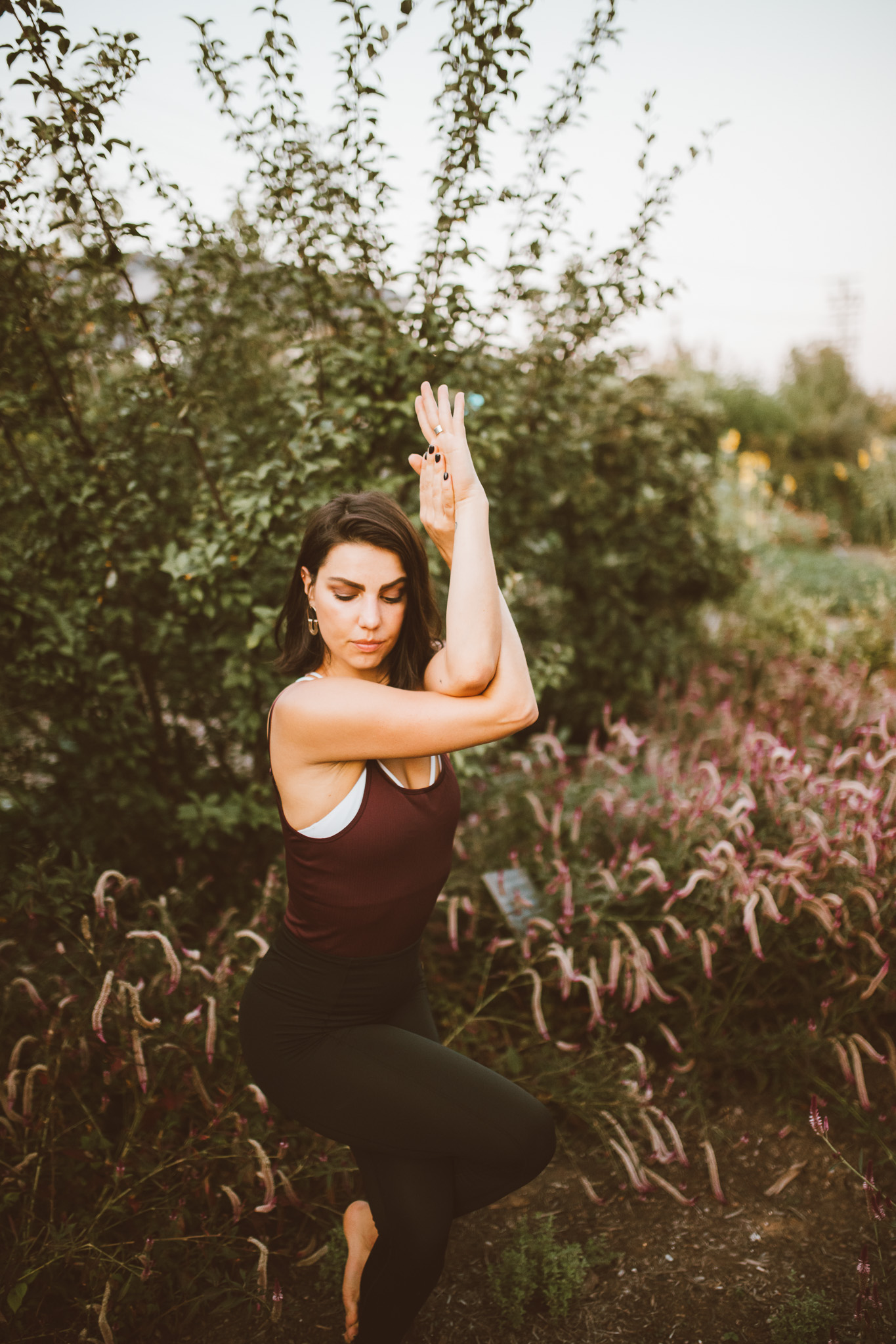 yoga w/Dasha 60 minutes