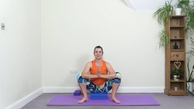 Legs, Hips and Core Strengthening Sequence - Legs and Feet - Thrive Yoga