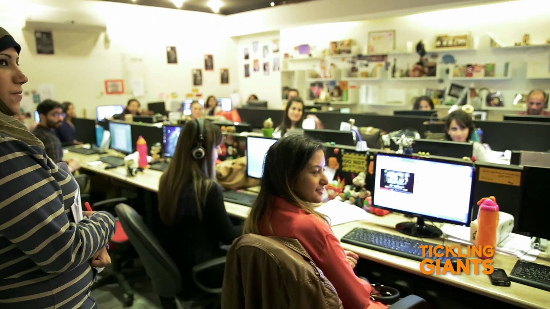 Extra Sara Meets Al Bernameg