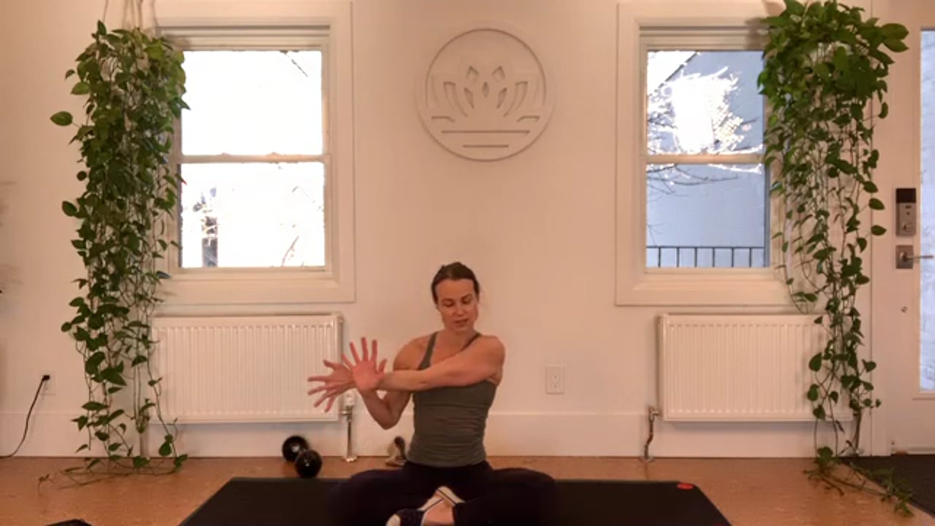 ZOOM: 20201208 - Mini-Pilates Barre Legs with Stacy