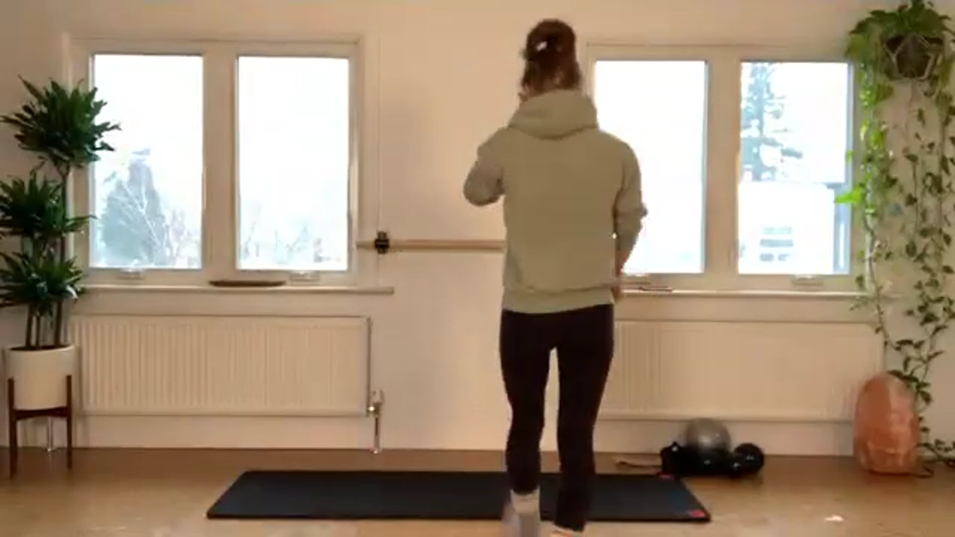 ZOOM: 20210114 - Mini Pilates Barre Booty with Stacy