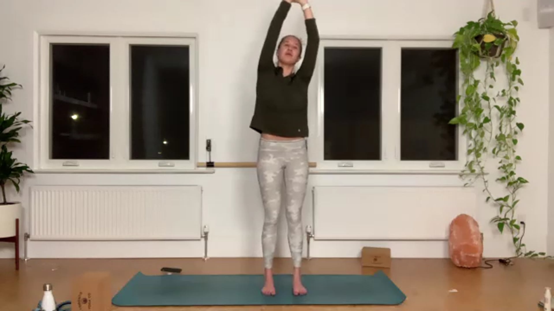 ZOOM: 20210105 - Slow Flow with Sydney