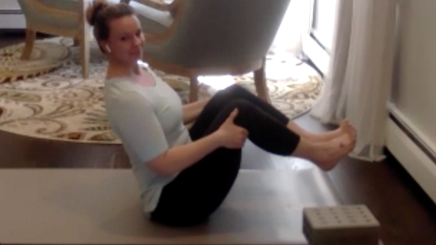 Mindful Vinyasa Flow with Tobi Kundid (5/21/20)