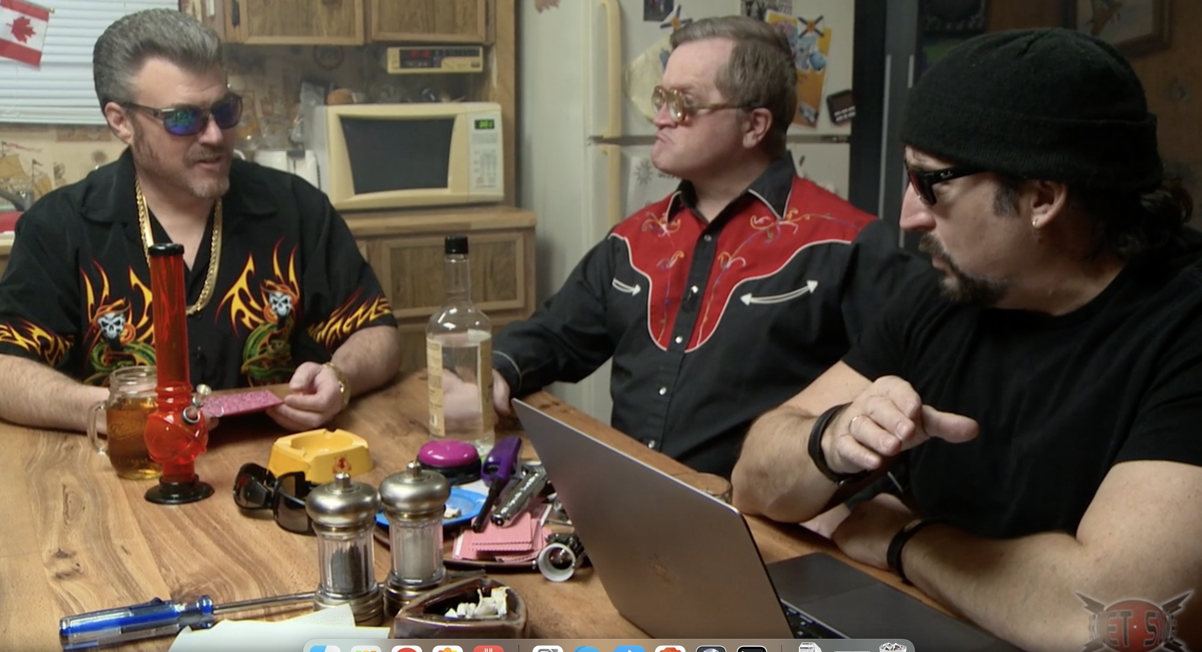 The SwearNet Show: S10E6