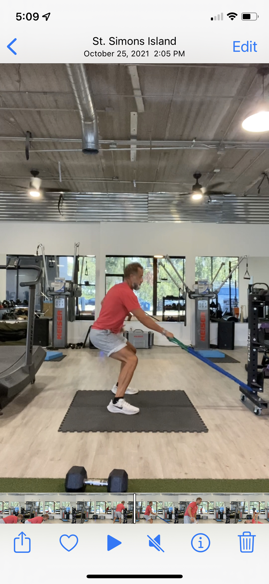 #1 Split Squat x10 #2 S. Arm DB Row x10 #3 Anti rotation neutral chop/S. Knee