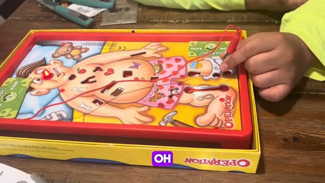 I TROLLED MY FAMILY DURING GAME NIGHT 😈