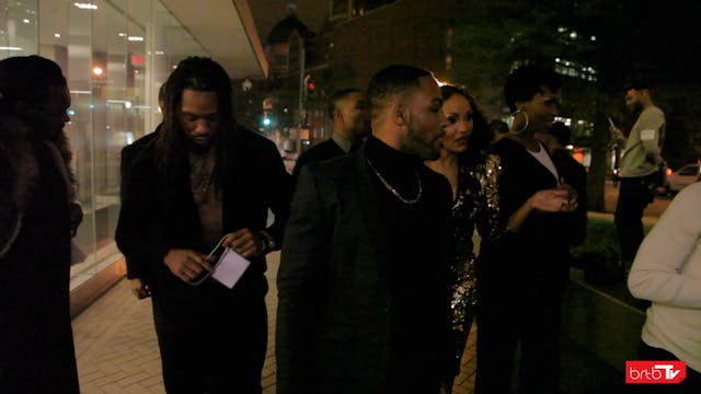 The cast having a greatttt time!