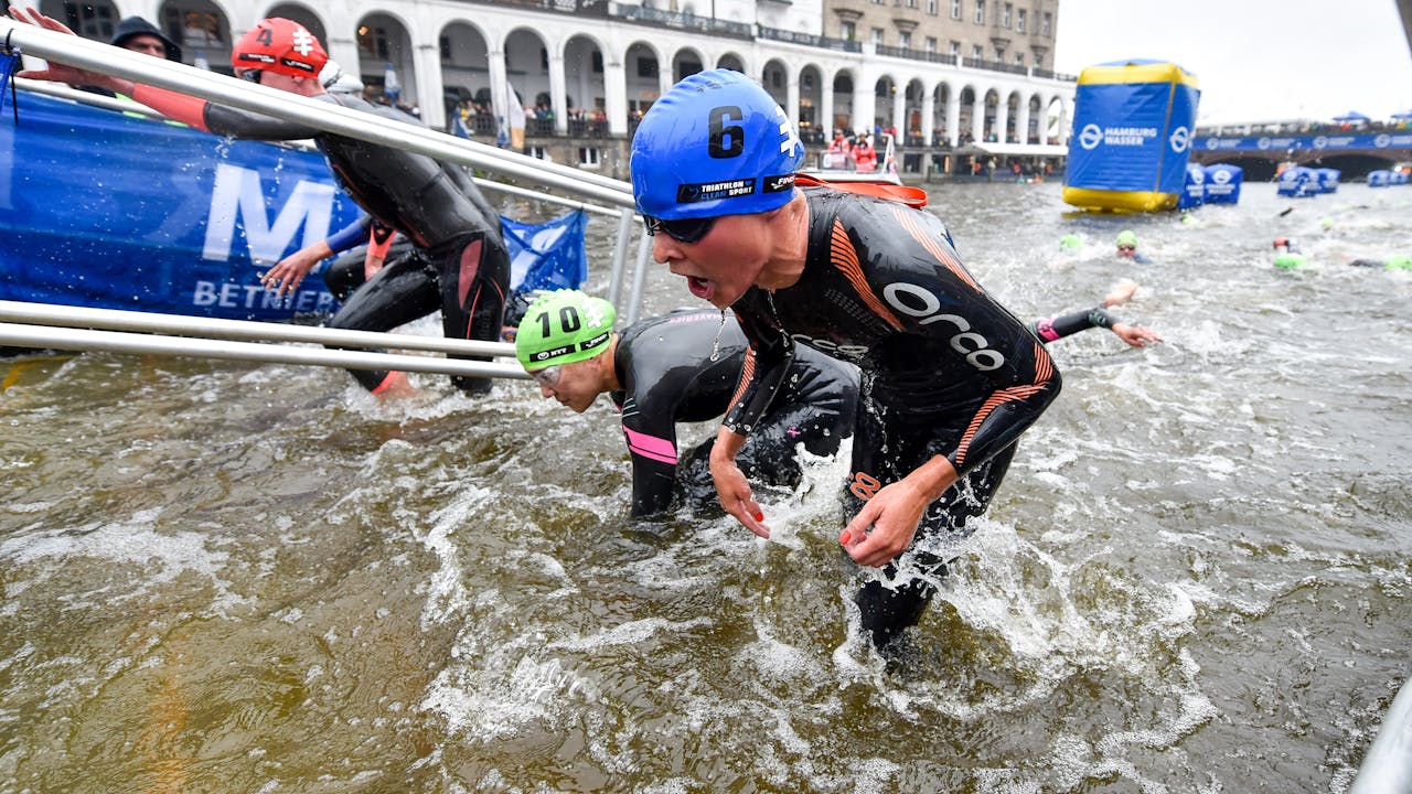 Hamburg Wasser World Triathlon: Women's Highlights - TriathlonLIVE
