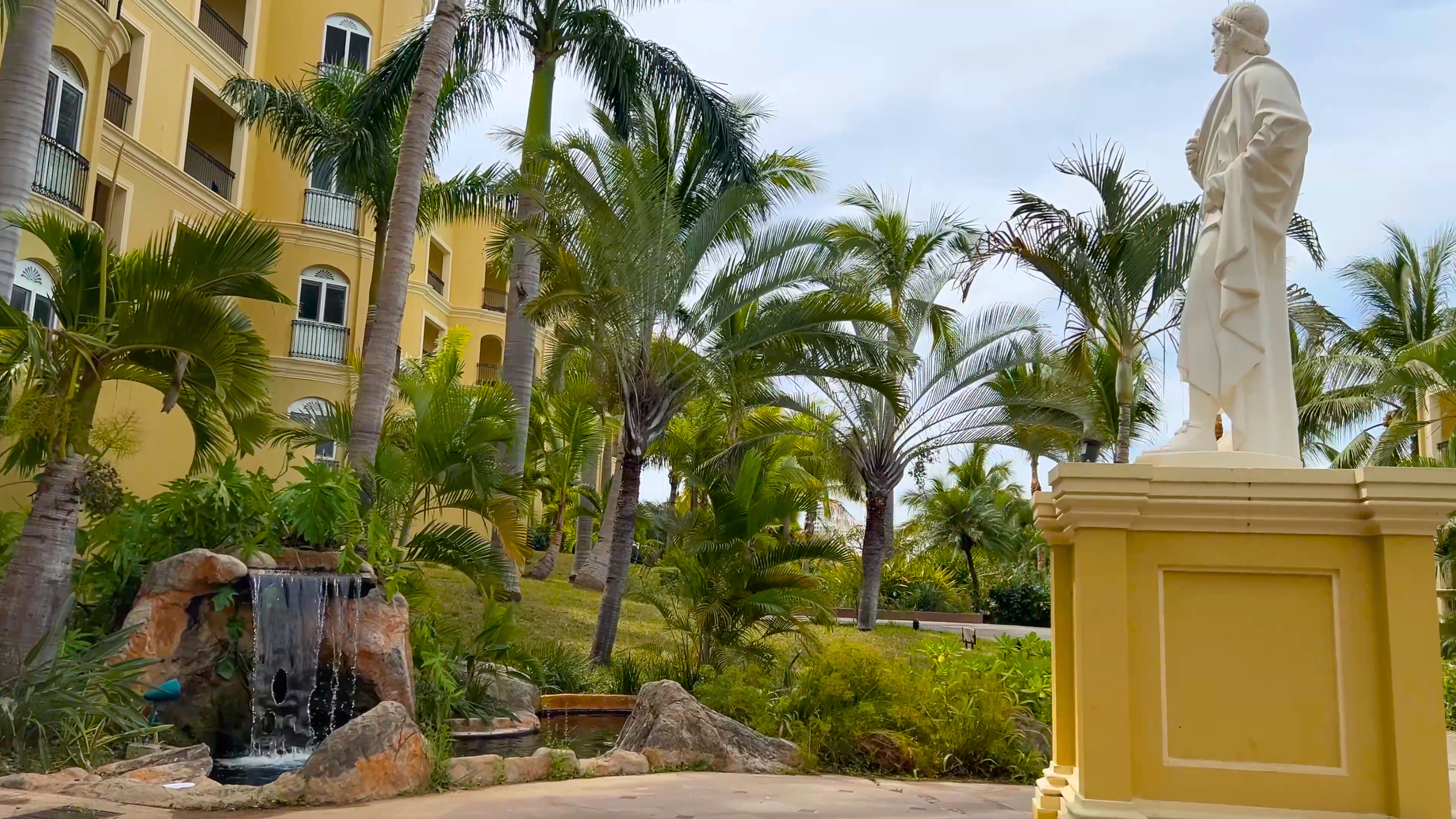 Walk to Breakfast With Me | Pueblo Bonito; Mazatlán, Mexico