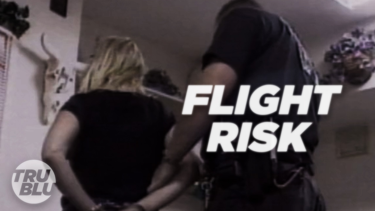 Bounty Hunters S4:E11 Flight Risk