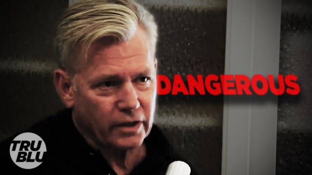 Top 5 Dangerous Moments - Takedown wi...