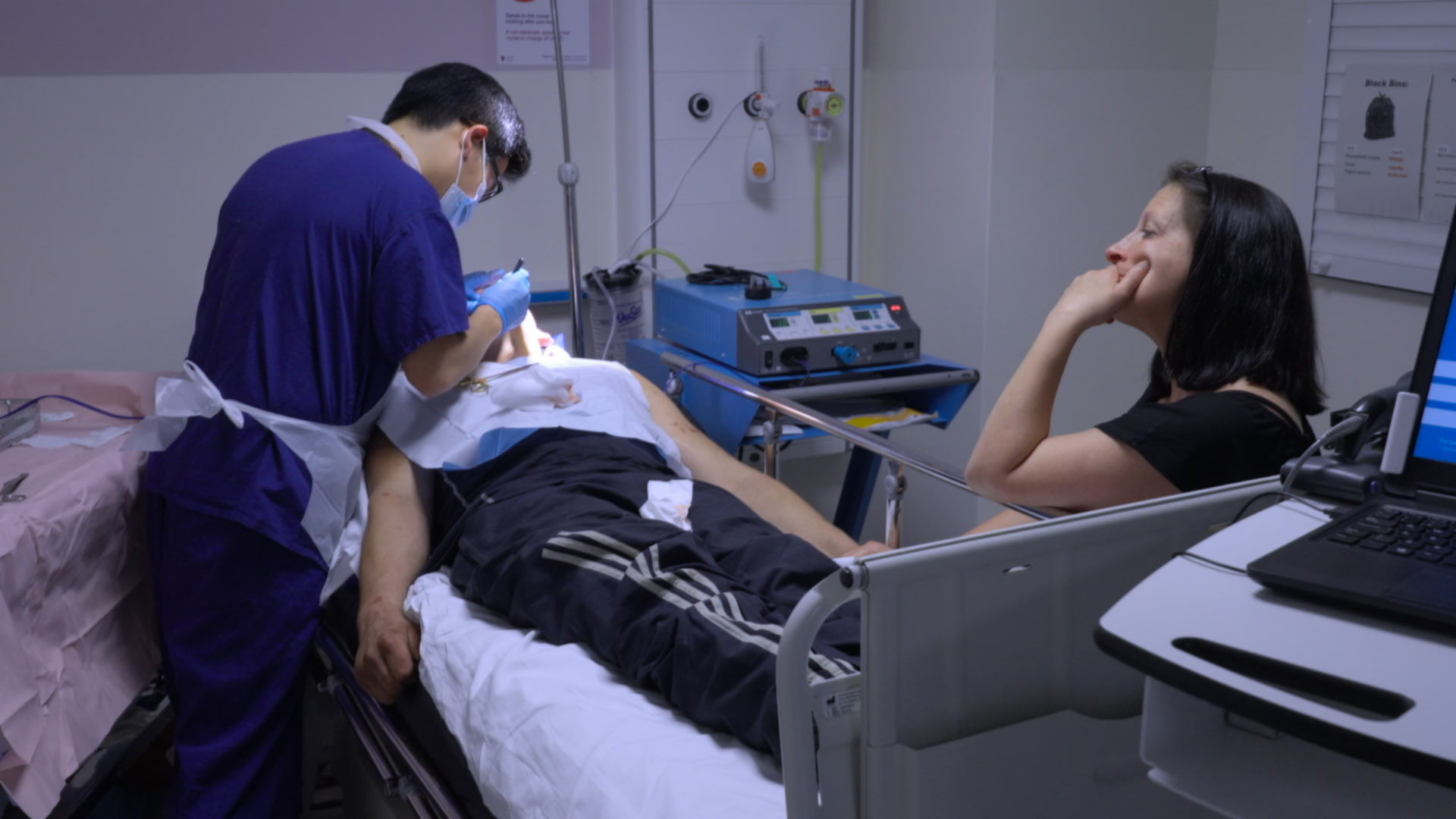 A&E After Dark S5:E9 - Shopping is Dangerous